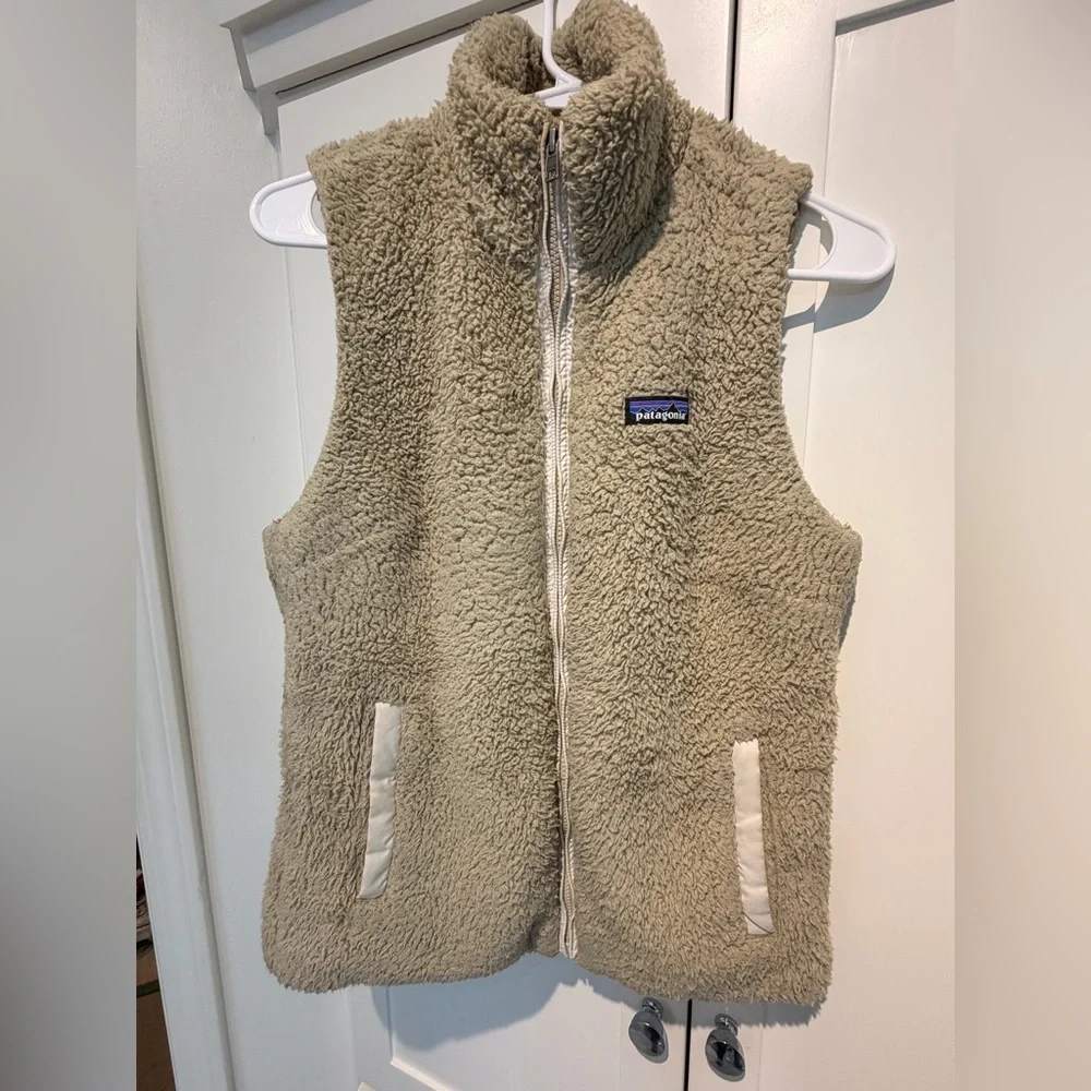 Patagonia Women's Los Gatos fleece vest size medium - Picture 2 of 5